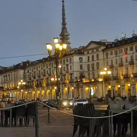 A Casa Di Flo - Piazza Vittorio * Turín